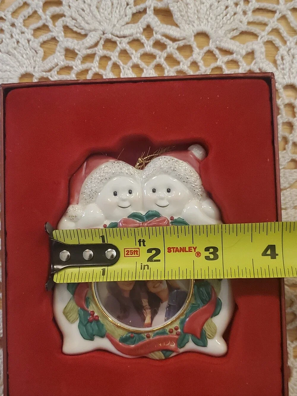 2003 Lenox Friends Ornament